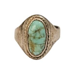 Antique Navajo Hand-Hammered Sterling & Natural Turquoise Ring
​